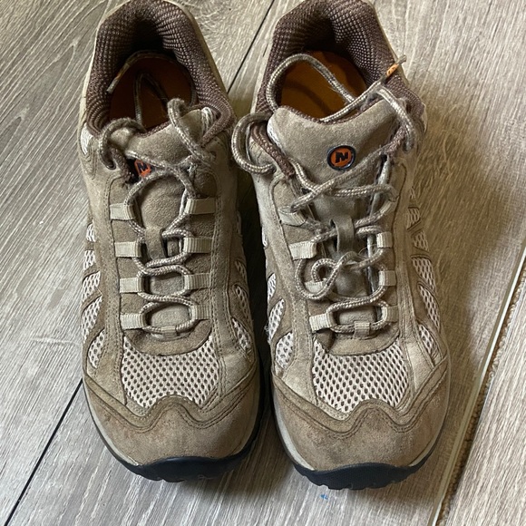 Merrell Beige and Brown Athletic Shoes - Picture 3 of 6